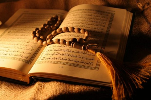 انتقال فرهنگ ناب قرآنی به جامعه در گروی اخلاق نیک اهالی قرآن است
