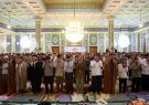 ۱۸۰۰ نفر در مسجد مقدس جمکران معتکف می‌شوند
