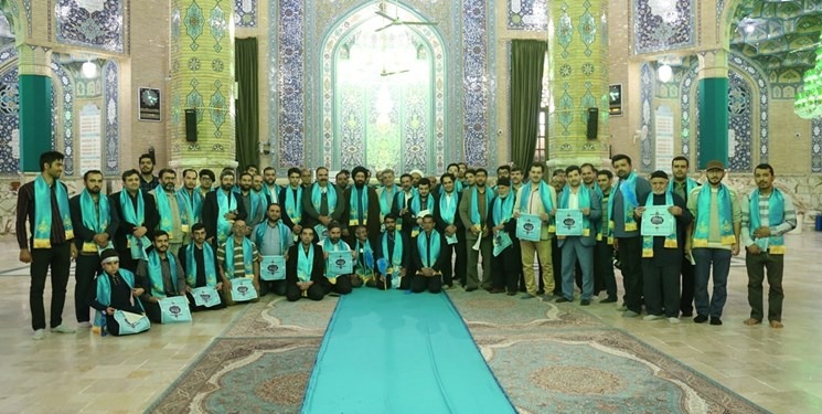 مراسم غبارروبی مسجد جمکران با حضور اصحاب رسانه و هنرمندان برگزار شد