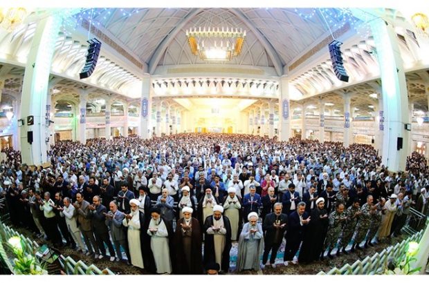 برنامه اقامه نماز عید فطر در اماکن مقدس قم