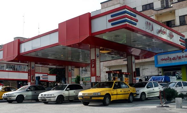 دستگیری سارقان ۲۵۰ میلیونی پمپ بنزین در قم
