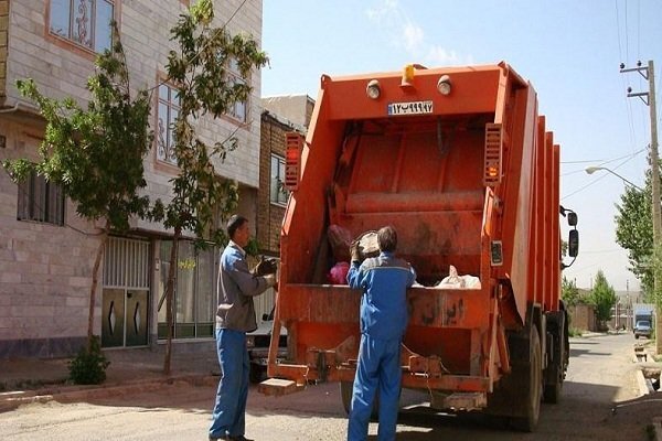 جمع‌آوری روزانه ۴۳ تن زباله در منطقه پنج