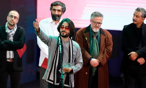 درخشش فیلمساز قمی در جشنواره فیلم فجر/ سیمرغ بلورین بهترین فیلم‌ کوتاه داستانی به سعید نجاتی رسید