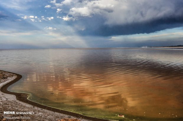 تصاویر جذاب و خیره‌کننده از احیای دریاچه حوض سلطان/ اینجا قم است!