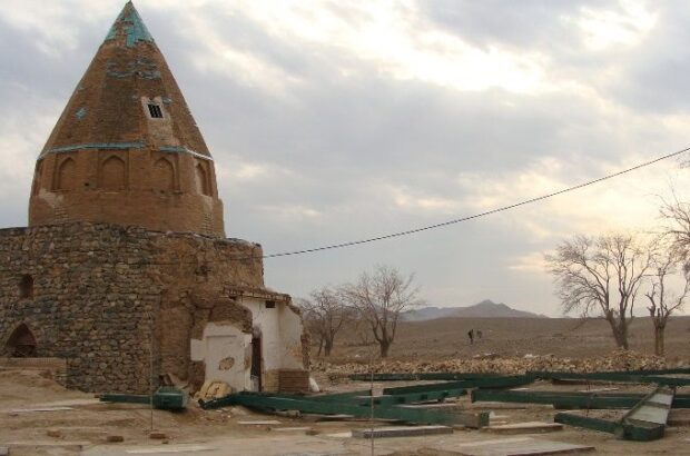 امامزاده خدیجه خاتون در قم مرمت می‌شود