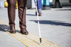 شناسایی ۲۷۰۰ نابینا در قم/ مناسب‌سازی فضای شهری مطالبه اصلی نابینایان است