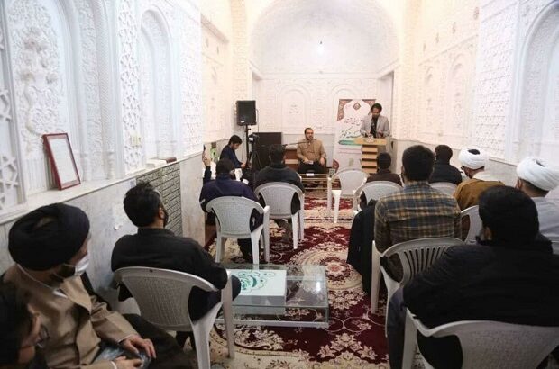 برگزاری محفل ادبی «آستانه» در مقبره پروین اعتصامی +تصاویر
