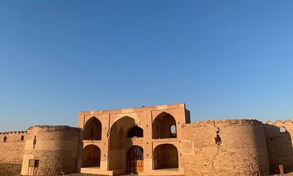 انتقاد کارشناسان باستان‌شناسی از اداره‌کل میراث فرهنگی قم/ مادر کاروانسراهای ایران زخمی شده است