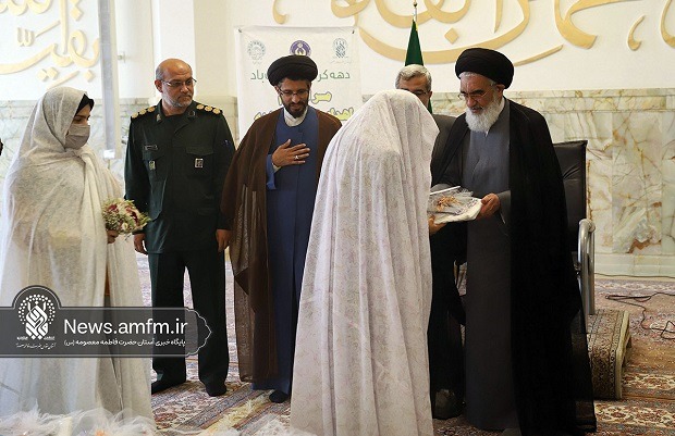 اهدای ۱۷۶ جهیزیه به زوج‌های جوان در قم +تصاویر