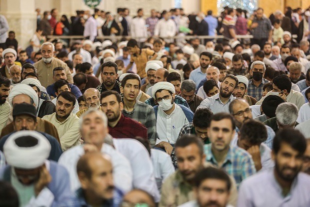 برگزاری جشن میلاد حضرت معصومه(س) با مداحی حاج محمود کریمی+ تصاویر