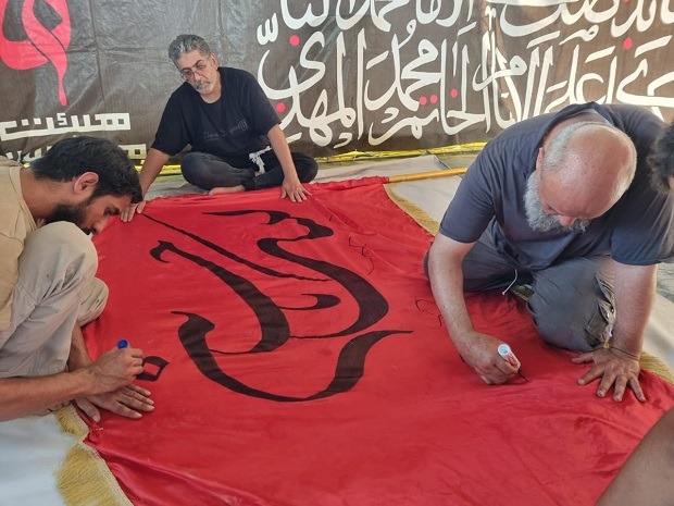 نذر فرهنگی هنرمندان قمی در طریق‌الحسین(ع) +تصاویر