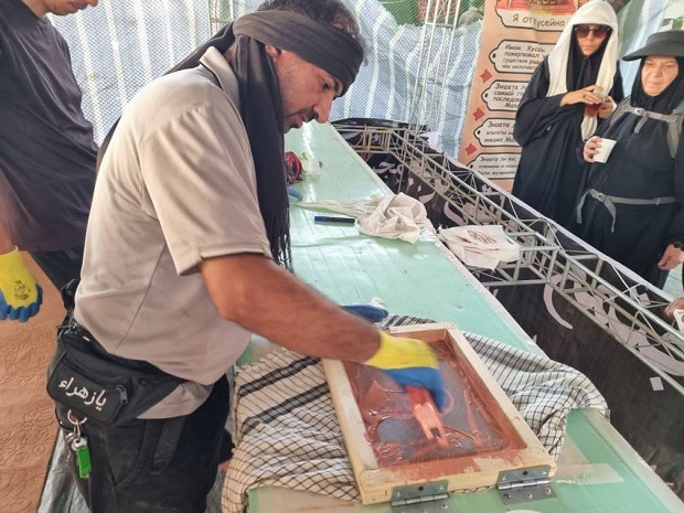نذر فرهنگی هنرمندان قمی در طریق‌الحسین(ع) +تصاویر