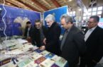 بازدید معاون فرهنگی وزیر ارشاد از نمایشگاه کتاب دین