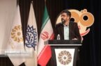 شعرخوانی احمد رفیعی در محفل طنز قمپز