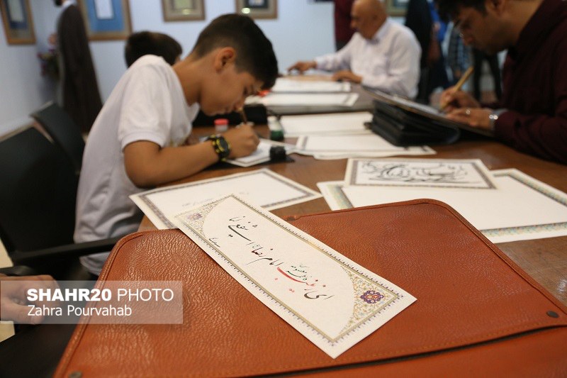 تصاویر/ آیین افتتاح نمایشگاه خوشنویسی «کرامت» در نگارخانه اشراق