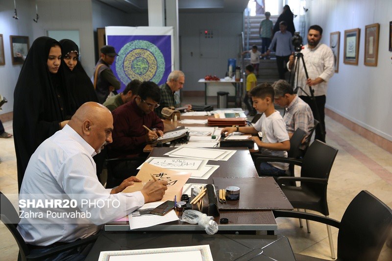 تصاویر/ آیین افتتاح نمایشگاه خوشنویسی «کرامت» در نگارخانه اشراق