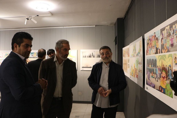 بازدید معاون وزیر فرهنگ و ارشاد اسلامی از نمایشگاه «سلسله طلایی»