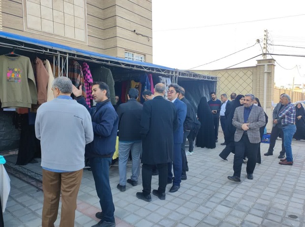 افتتاح بازارچه یلدایی کسب‌وکارهای کوچک در نخستین دفتر تسهیلگری شهر قم