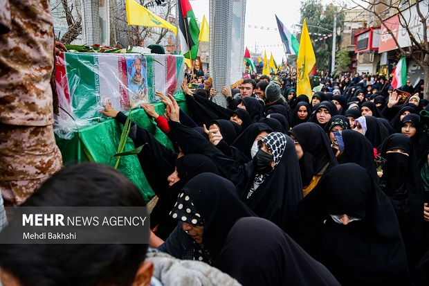 پیکر دو شهید مدافع حرم در گلزار شهدای قم آرام گرفت