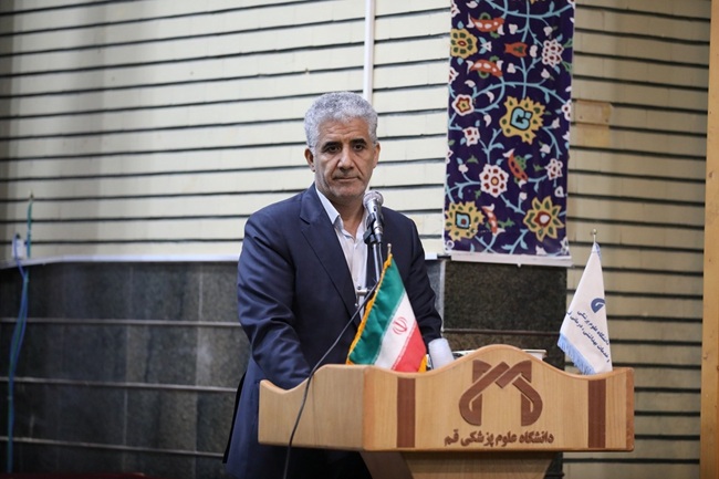 کارشناسان برگزیده علوم آزمایشگاهی در قم تجلیل شدند