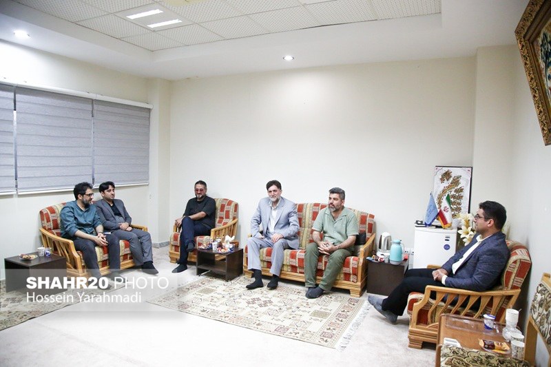 نشست مشترک مدیرعامل انجمن سینمای جوانان ایران و مدیرکل فرهنگ و ارشاد اسلامی قم برگزار شد