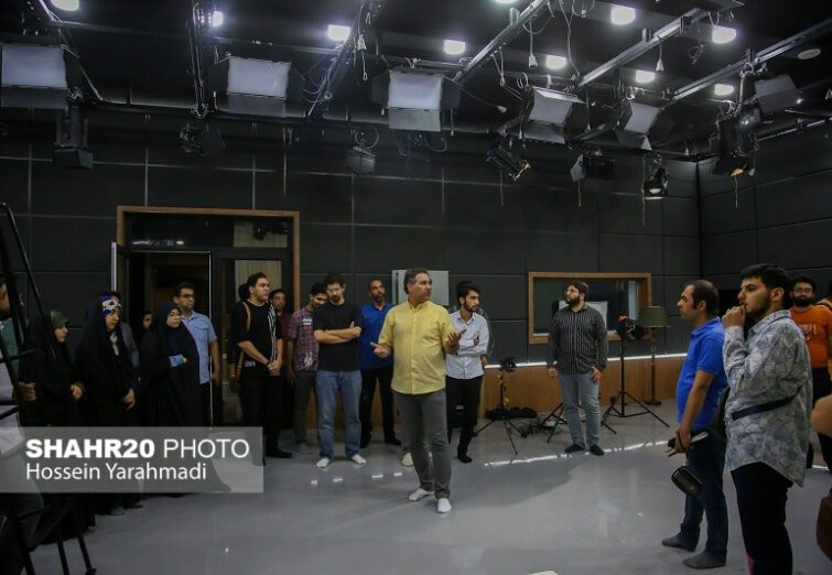 بازدید هنرجویان انجمن سینمای جوانان قم از مؤسسه «سحاب نسیم رحمت»