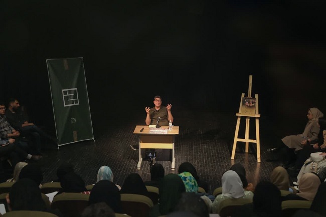 مستر کلاس نویسندگی «جریان نوشتن» در قم برگزار شد