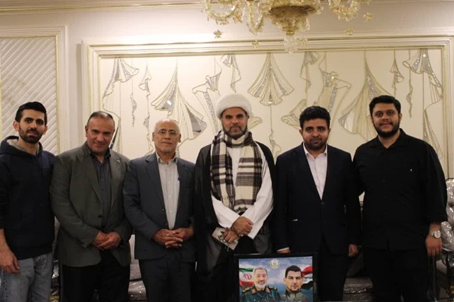 پرچم امنیت و مقاومت به برکت خون شهدا هرگز زمین نخواهد ماند